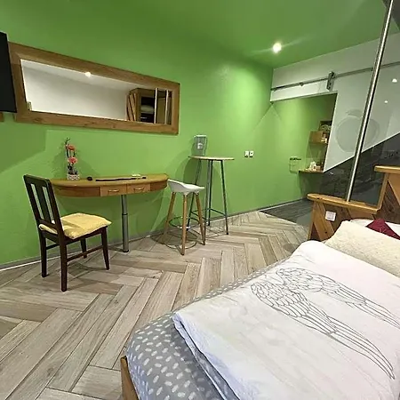 Le Domaine Du Verger, D'hotes Bed and breakfast 3*