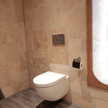 Nocleg ze śniadaniem Le Domaine Du Verger, D'hotes 3*